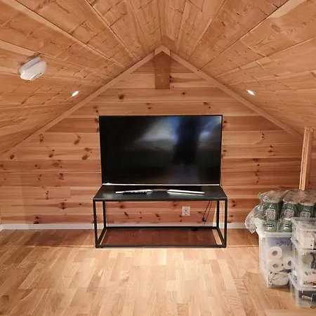 Feriehus 2 Bedroom Lovely In Bjordal
